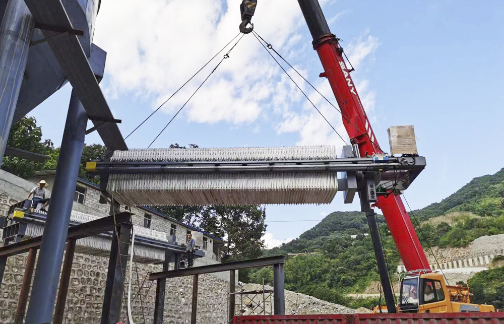 河南圓形壓濾機(jī)濾板廠家_山東礦機(jī) 山東雪野天翼 籌劃購買_山東壓濾機(jī)廠家
